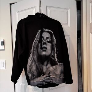 Tate McRae Miss Possessive Tour Hoodie